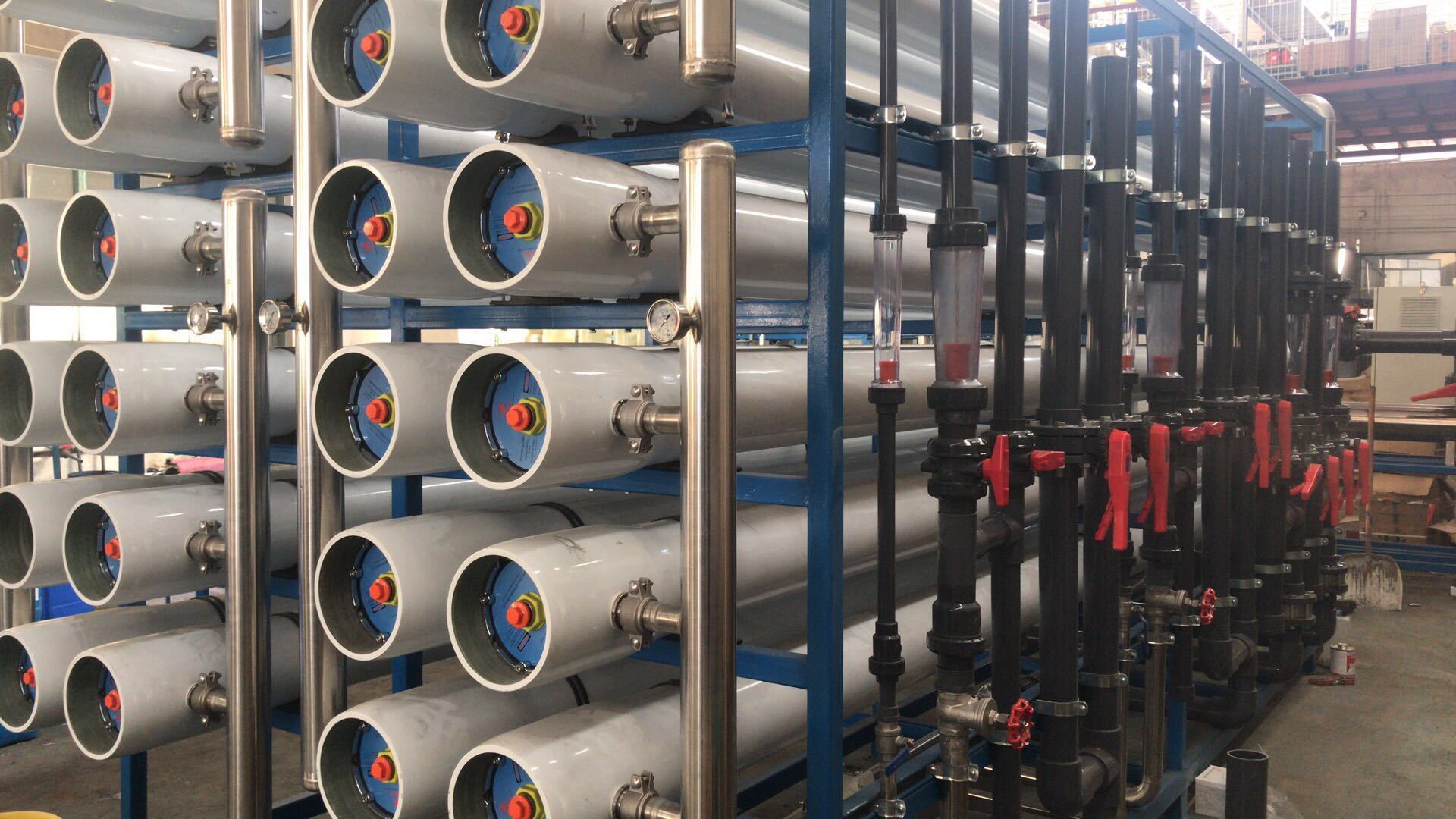 反滲透設(shè)備 反滲透設(shè)備